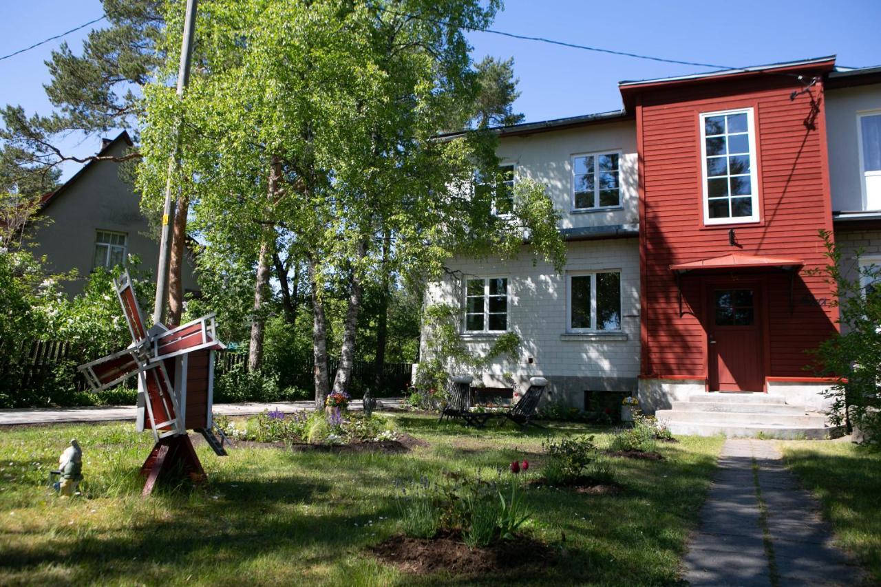 Lovely Nest In Nomme Tallinn Exterior photo
